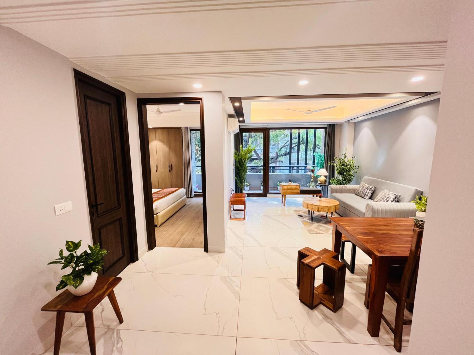 Hotel Gianmala Residency South Extension Near Aiims Delhi นิวเดลี ภายนอก รูปภาพ