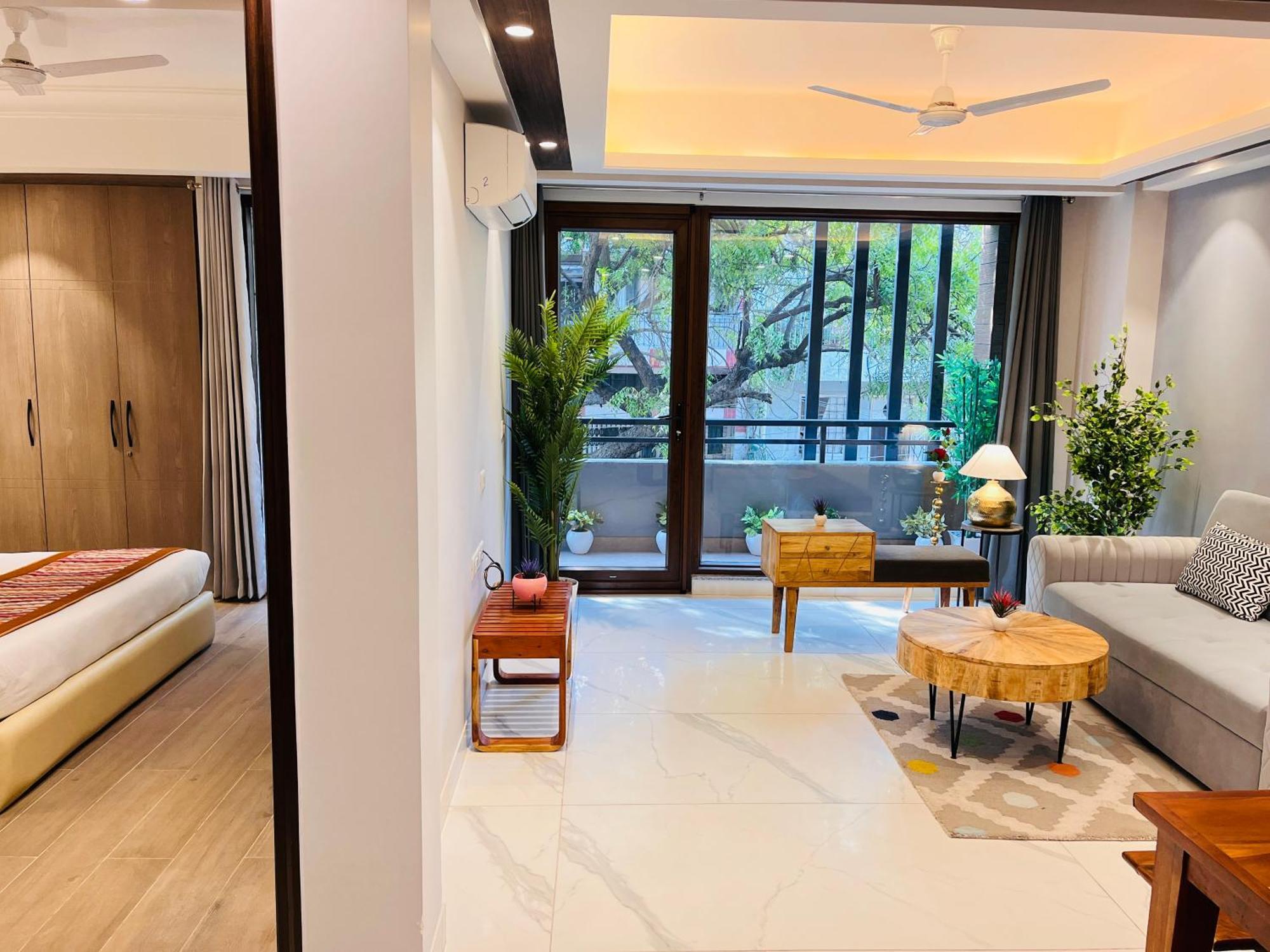 Hotel Gianmala Residency South Extension Near Aiims Delhi นิวเดลี ภายนอก รูปภาพ