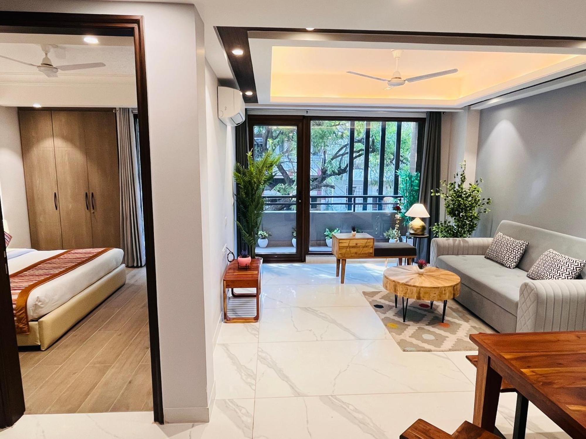 Hotel Gianmala Residency South Extension Near Aiims Delhi นิวเดลี ภายนอก รูปภาพ