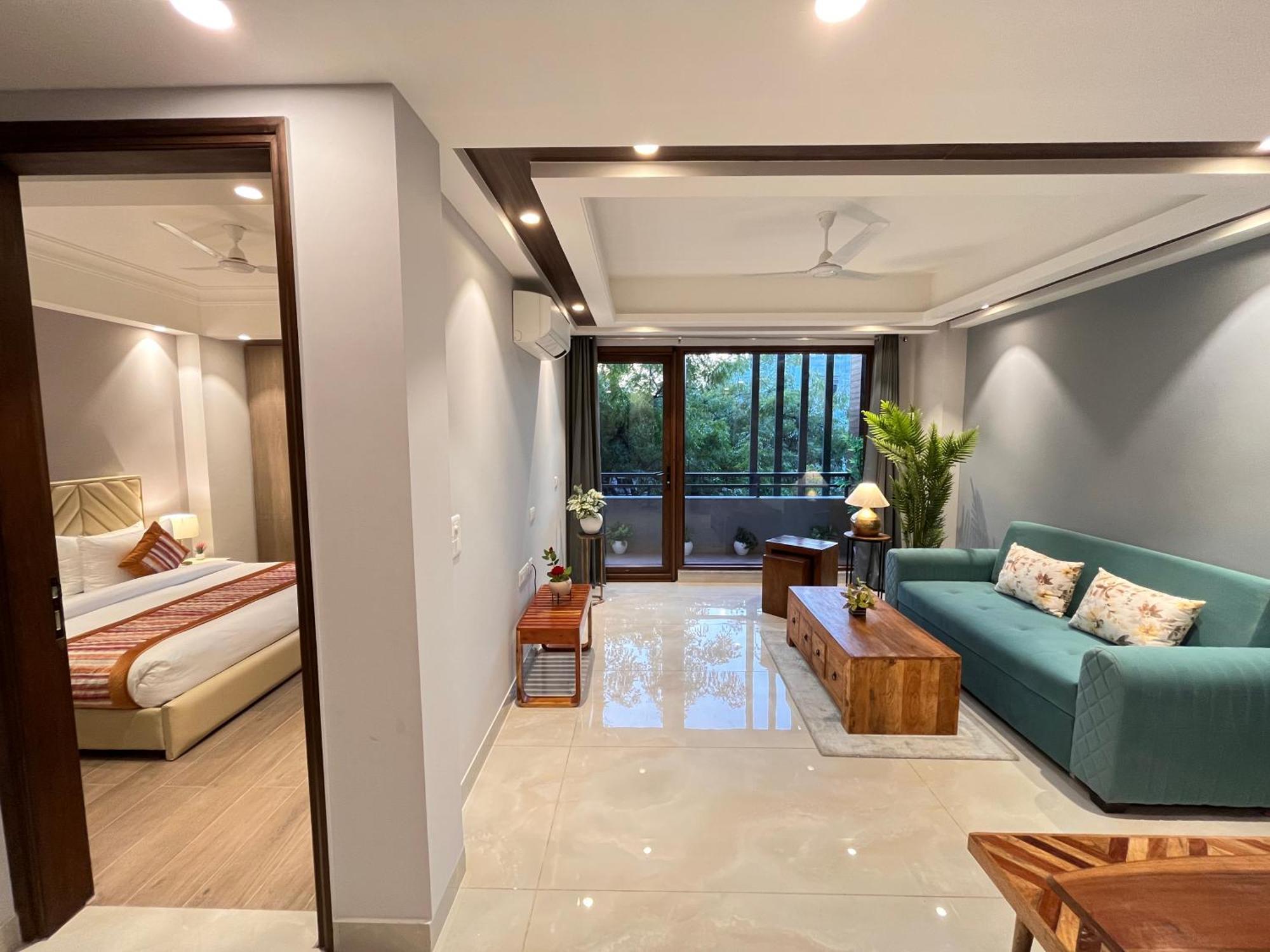 Hotel Gianmala Residency South Extension Near Aiims Delhi นิวเดลี ภายนอก รูปภาพ