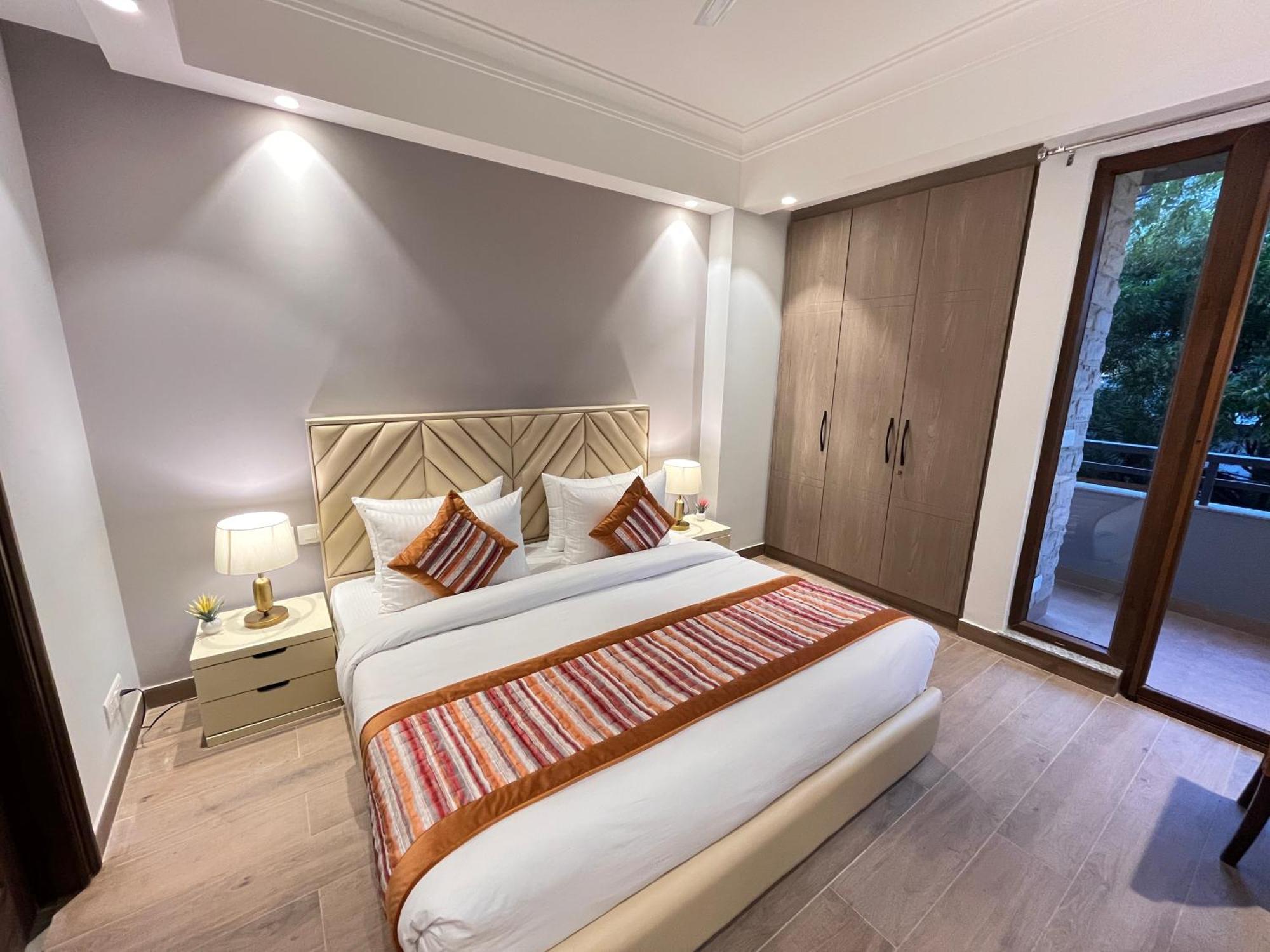 Hotel Gianmala Residency South Extension Near Aiims Delhi นิวเดลี ภายนอก รูปภาพ
