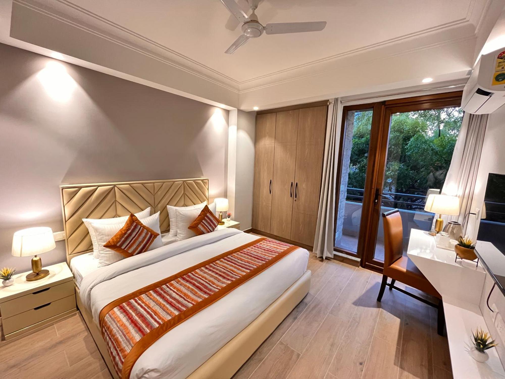 Hotel Gianmala Residency South Extension Near Aiims Delhi นิวเดลี ภายนอก รูปภาพ