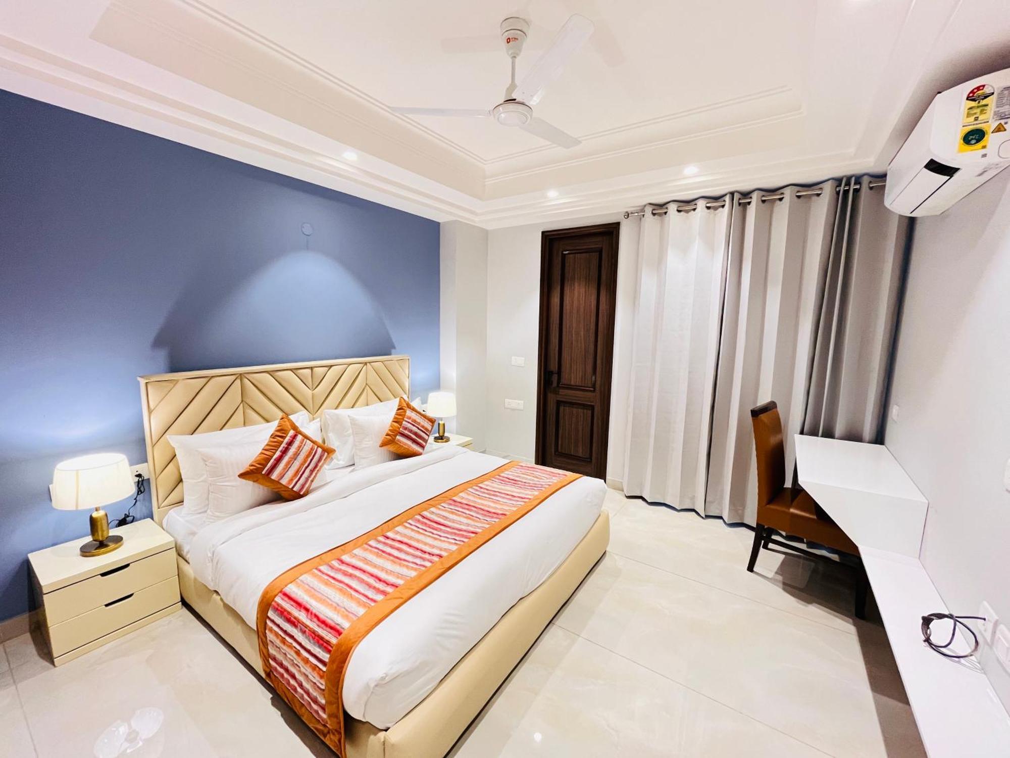 Hotel Gianmala Residency South Extension Near Aiims Delhi นิวเดลี ภายนอก รูปภาพ