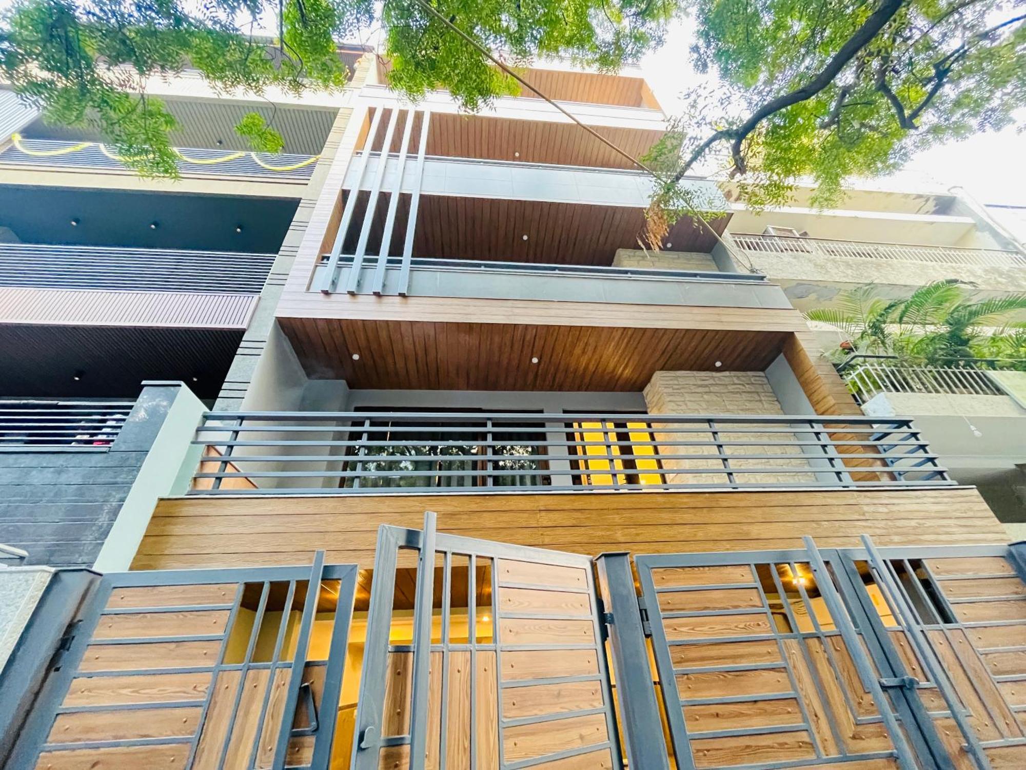 Hotel Gianmala Residency South Extension Near Aiims Delhi นิวเดลี ภายนอก รูปภาพ